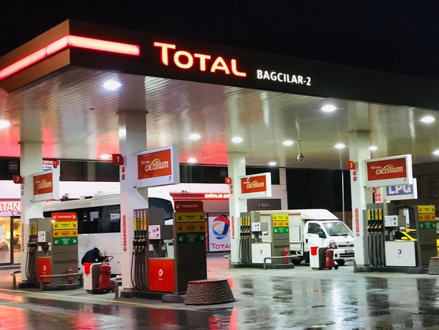 Bağcılar İstasyonu