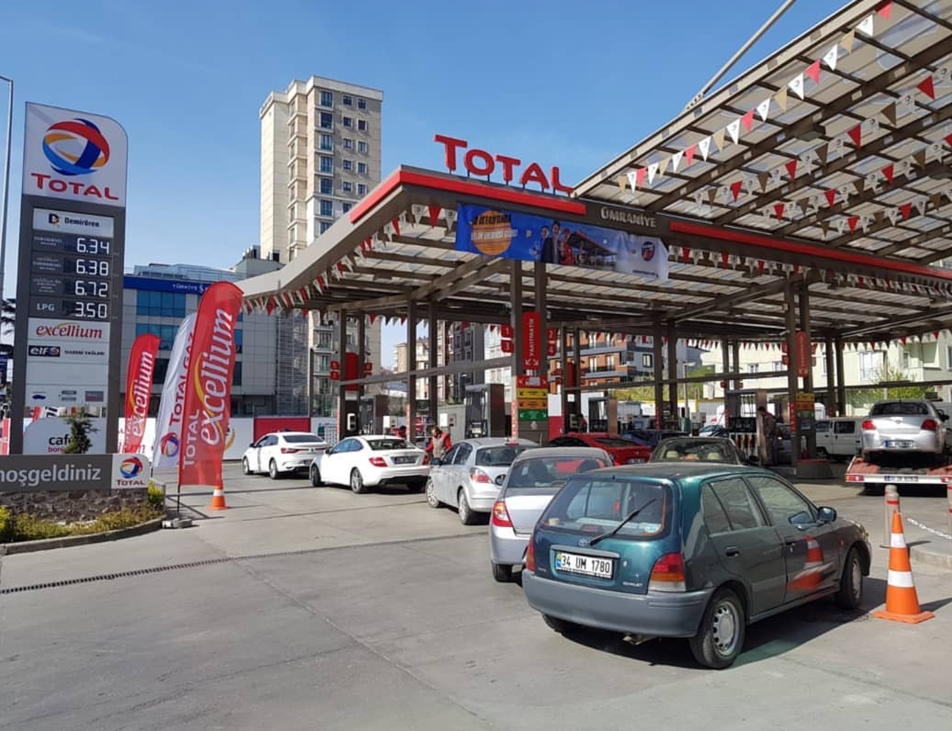 Ümraniye İstasyonu